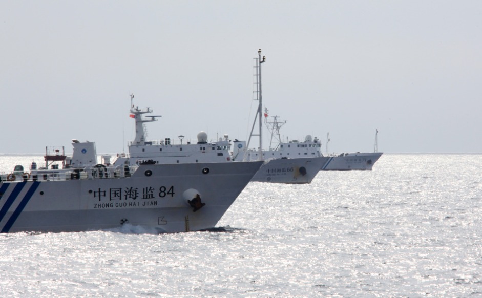 威武有型:中国海监船艇编队南海演练