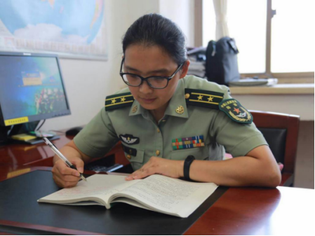 坚守!致敬军校的教员们