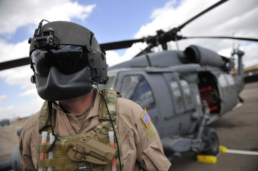 美国空军官方杂志《airman》评出年度最佳照片