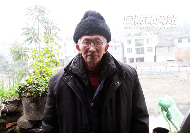 老英雄徐明显回忆抗美援朝往事