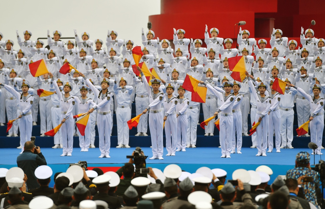 庆祝人民海军成立70周年多国海军活动联合军乐展示举行
